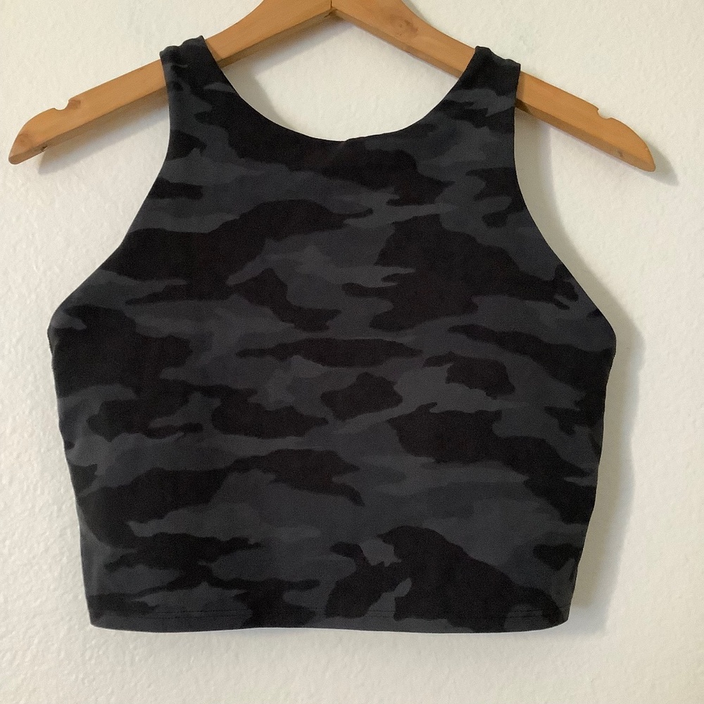 Athleta Camo Conscious Crop Top Size M